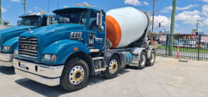 Concrete truck with contract, based Brendale 