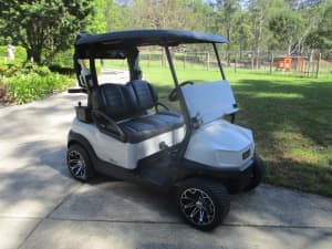 2020 Club Car Tempo Golf Cart - New Trojan Batteries. Heaps of Extras