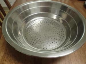 Large Heavy Duty  Stainless Steel Colander