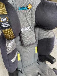 Safety 1st child seat