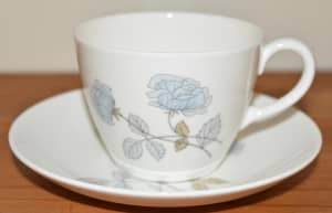 WEDGWOOD Tea Cup & Saucer - Ice Rose - EUC