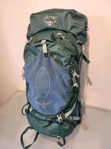 Osprey Aura AG 65 Litre Hiking Backpack. Green Great Used Condition.
