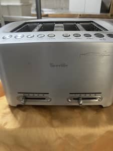 Breville BTA840 professional 800 4 slice toaster