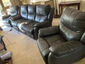 5 seater leather lounge set