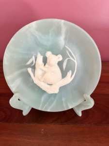 Marble koala plate with matching stand