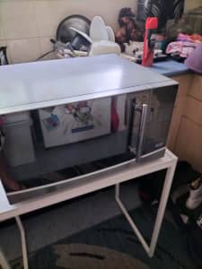 Microwave good condition 