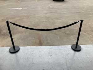2 Metre Rope Barrier with Posts