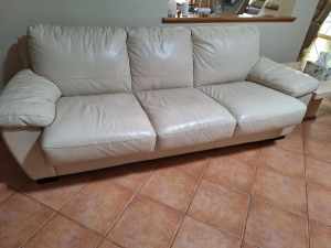 3 SEATER SOFA BED (QUEEN SIZE)