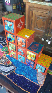 Boxes with ceramic draws