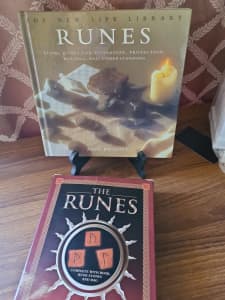 Complete Runes Set and book