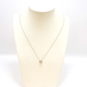 18ct Ladies white gold diamond necklace pendant (035900225719