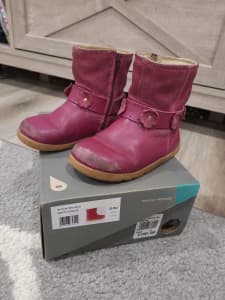 Bobux Rose Whirl Boots size 23 were $100