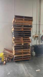 Giving 22 Pallets for free. Need to pick up.