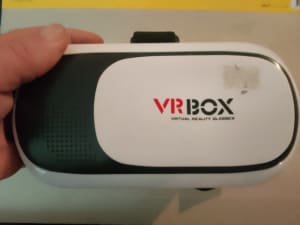 Three vr headset for mobile phones