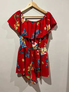 Womens Red Floral Strapless Playsuit Size 10 in excellent condition