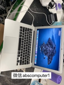 2017 MacBook Air (i5 1.8ghz/8g/128g ssd) battery circle 138