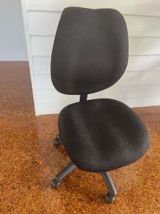 Office Chair - Commercial Grade - Sturdy and 3 way adjustable