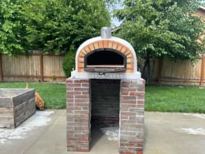 WOOD FIRED AUTHENTIC PIZZA OVENS