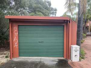 Garage/ carport 