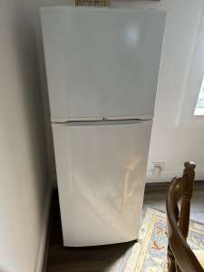 LG 205lt fridge/freezer