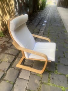 COMFY CHAIR, GOOD CONDITION, PICK UP ONLY,