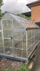 Used Maze greenhouse in good condition