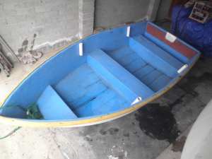 Fiberglass Dinghy, Tender, Boat. 8 ft 6 inch long. in good cond.