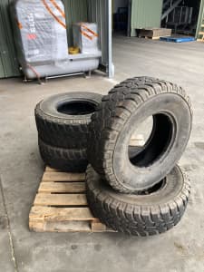 31 inch tyres 31x10.5xr15 $50