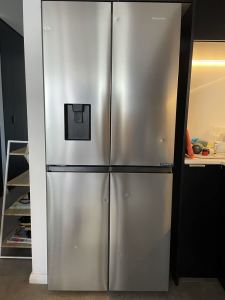 Hisense French door fridge freezer 454L