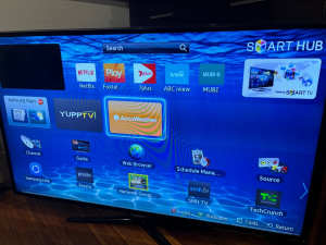 Samsung 55inch Smart TV (with LED lines across base)