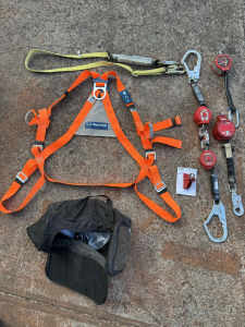 Harness / Recovery / Abseiling / Roofing equipment / Heights Climbing 