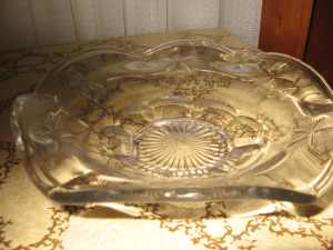 Clear Glass Bowl with flower print on sides