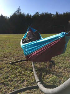 Single hammock mad from parachute material