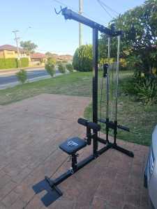 Latt Pulldown and Low Row Machine For Sale 