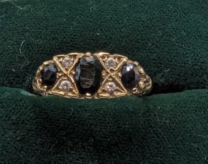 Ladys 9ct Gold Sapphire & Diamond Ring PLEASE READ THE WHOLE POST!