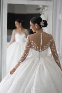 Suzanna BLAZEVIC Custom Made Wedding Dress