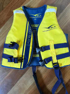 Life vest for youth 15-25 kg