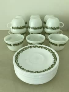 Corelle Corning Spring Blossom Crazy Daisy cups&saucers sets (15) 1970