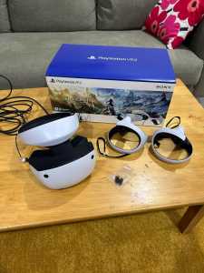 PlayStation PSVR2 PS5 - Like New - 4 Months Old