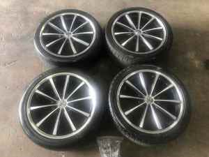 HOLDEN COMMODORE 18 INCH 5 X 120 ALLOY MAG WHEELS AND TYRES 5X120
