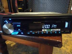 Pioneer Bluetooth CD player