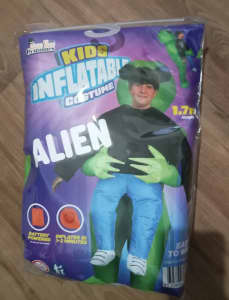 Alien kidnapping costume 