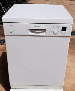 Bosch White 60cm Dishwasher in Good Condition