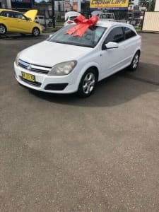 2006 Holden Astra AH MY06 CDX White 4 Speed Automatic Coupe