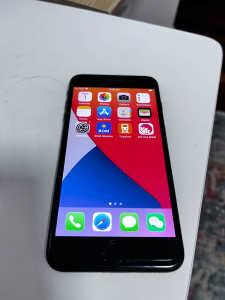 iPhone 7 Plus 128G black. Very good condition. unlocked