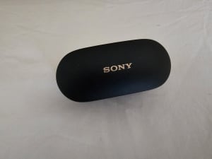 Sony w1000fxm4 earbuds and wireless rechargeable usb c case for sale