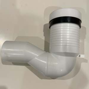 Toilet pan connector / closet bend