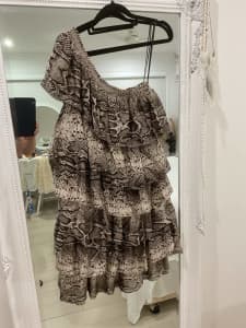 Country Road silk dress size 8 Pick up Robina
