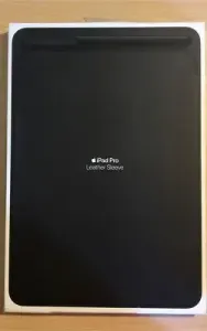 Apple iPad Pro Leather Sleeve (10.5-inch)