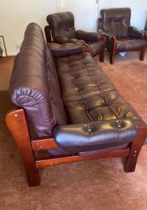 Leather Lounge suite. 3 piece Retro Australian made.